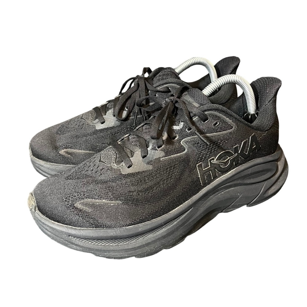 Hoka Clifton 9 Running Shoe Mens 8.5 2E Wide Black Low Top Sneakers 1162032 BBLC